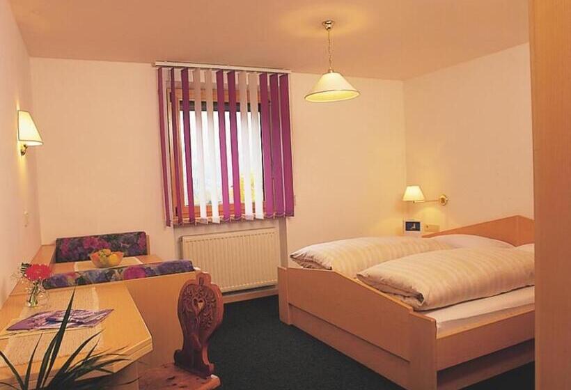 Номер Стандарт, Sonne