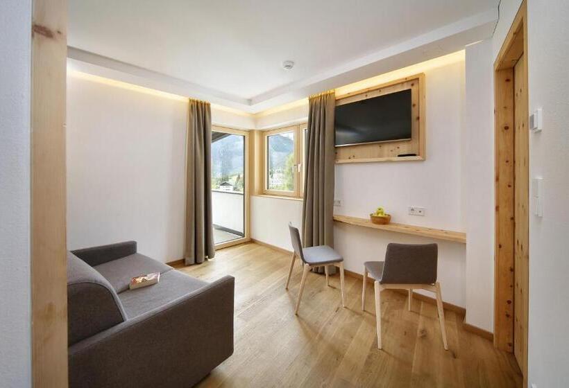 Семейный Номер, Sonne