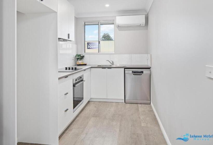 اتاق سوپریور خانوادگی, Hive Hotel, Moruya