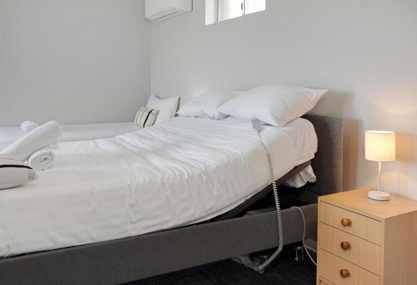 장애인을 위한 스탠다드 룸, Hive Hotel, Moruya