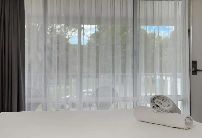 Sviitti 2 Makuuhuonetta, Hive Hotel, Moruya