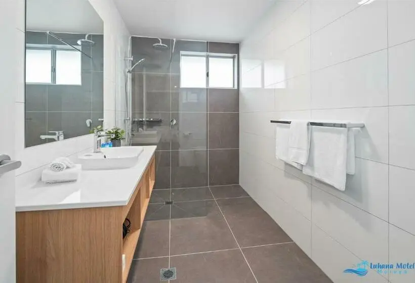 Superior-perhehuone, Hive Hotel, Moruya
