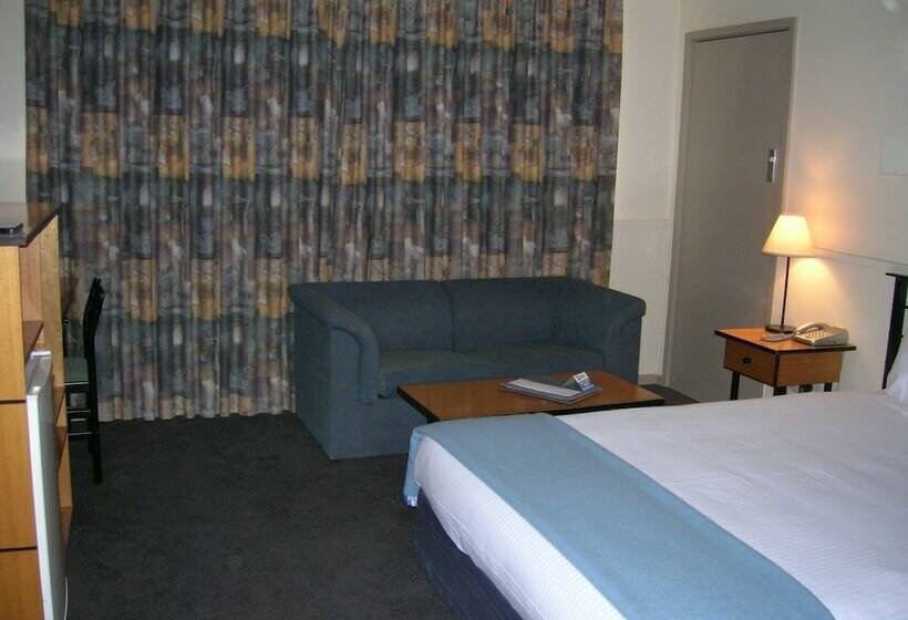 标准单人间, Overlander Hotel Motel