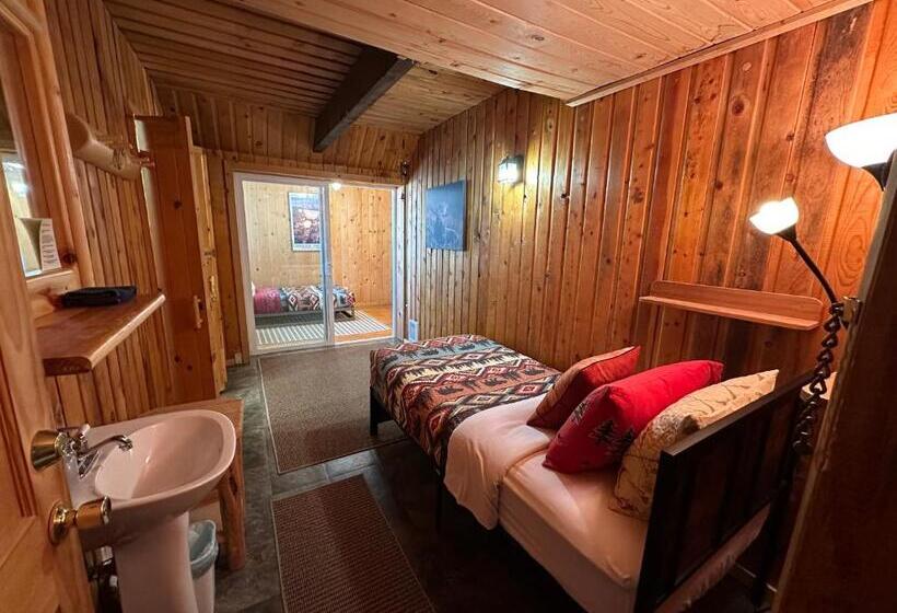 이코노미 룸, Mount Peale Country Inn