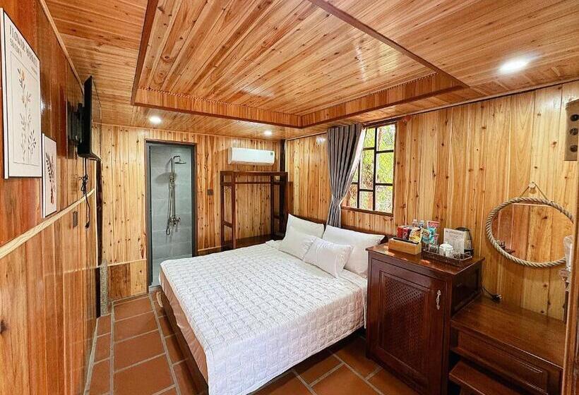 اتاق لوکس, Kara Homestay & Cafe