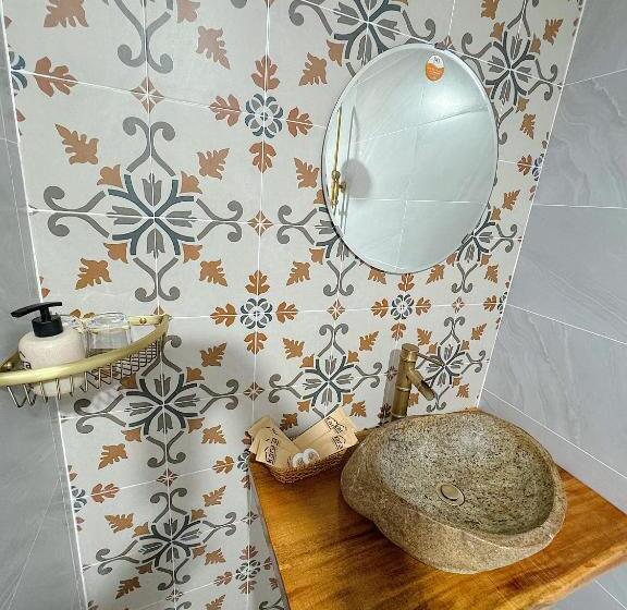 اتاق لوکس, Kara Homestay & Cafe