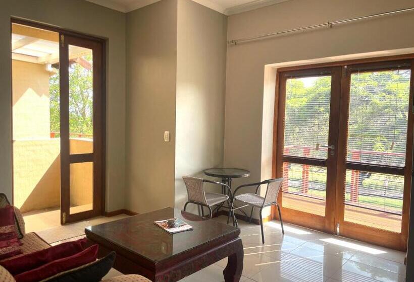 マウンテンビュースタンダードルーム, Jade Mountain Cottage 玉山小屋