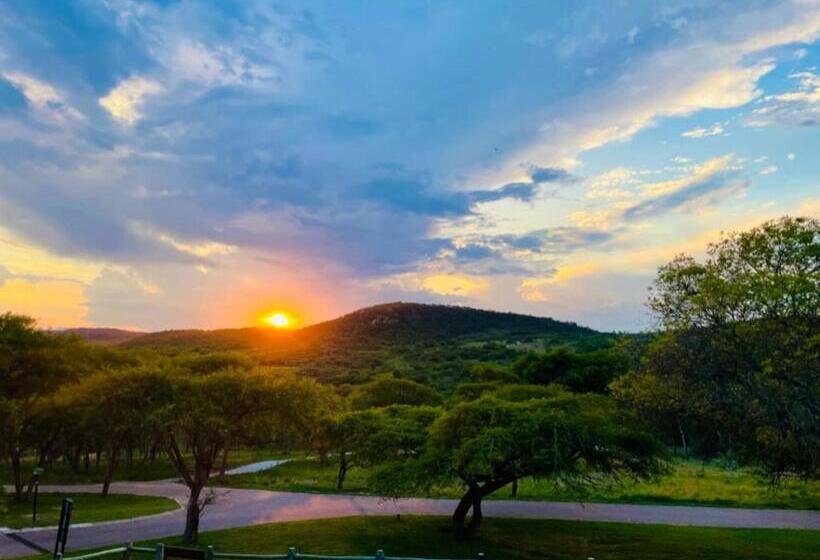 マウンテンビュースタンダードルーム, Jade Mountain Cottage 玉山小屋