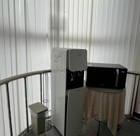 Camera Standard, Gooreumseong Motel