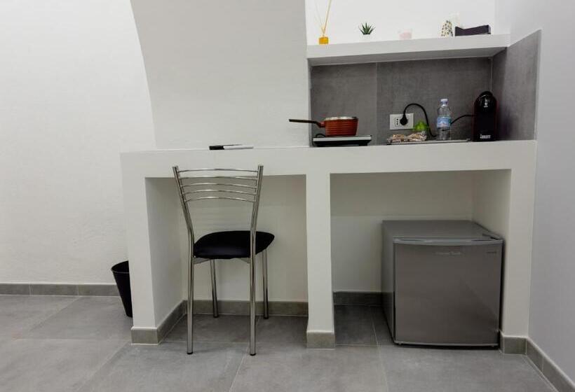 جناح, La Pescheria Mini Apartments