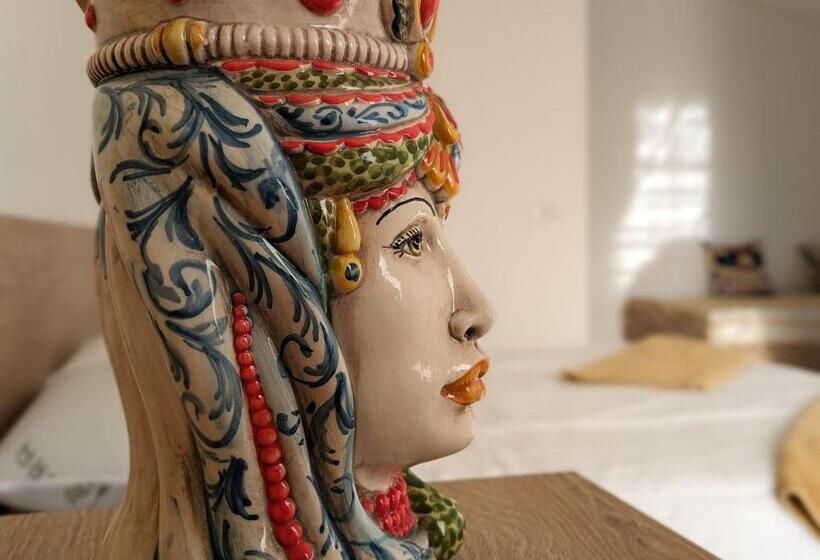 غرفة قياسية مطلّة علي حمام السباحة, Villa Dafne