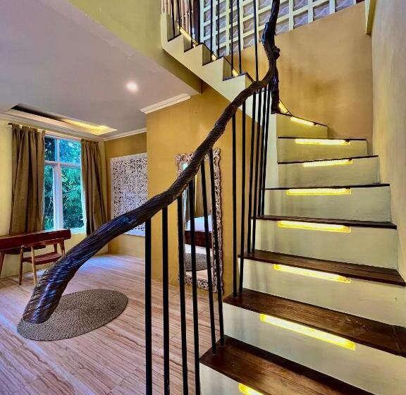 סוויטה עם טרסה, Bamboo Oasis