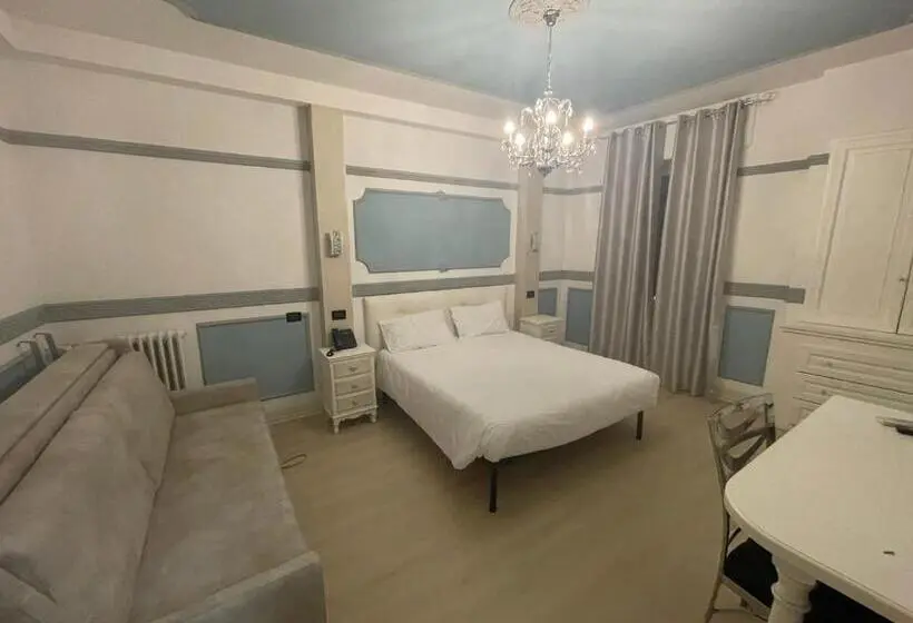 اتاق کلاسیک چهارنفره, Central Giacomini