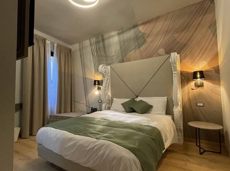 חדר דלוקס, Central Giacomini