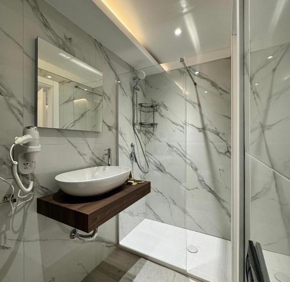 اتاق لوکس, Il Filo Di Arianna