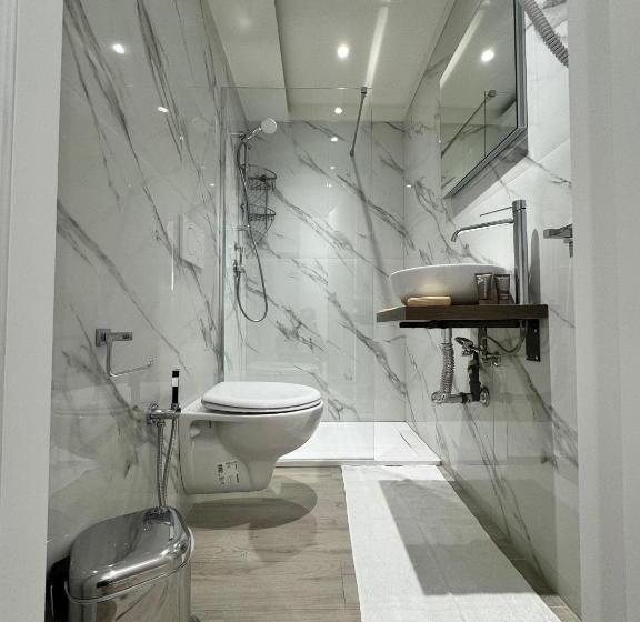 اتاق لوکس, Il Filo Di Arianna