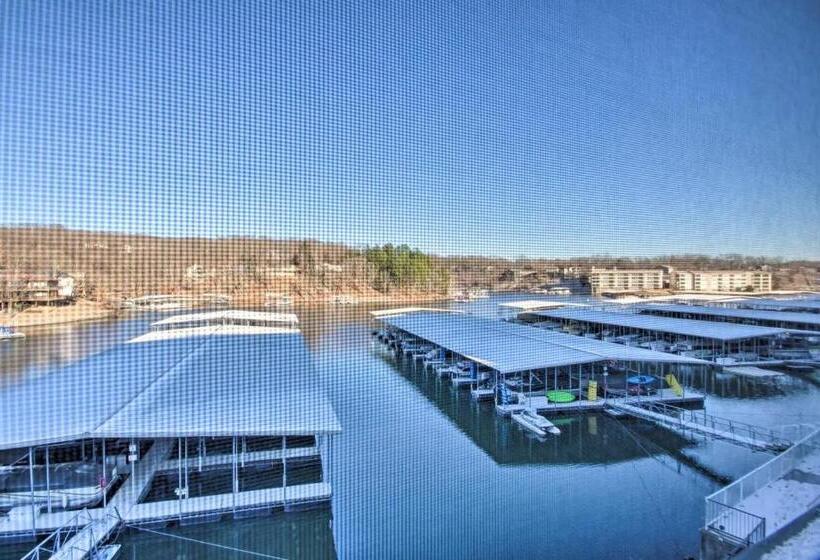 جناح مطل على البحيرة, Waterfront Condo With Boat Slip!