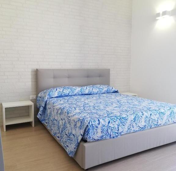 带花园景观的标准三人间, B&b Bianco Mediterraneo