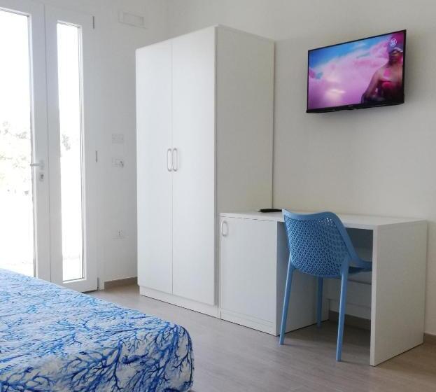 Трехместный Номер Стандарт Вид на Сад, B&b Bianco Mediterraneo
