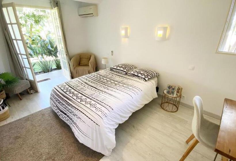 Suite with Terrace, Coliver   Coliving A La Réunion