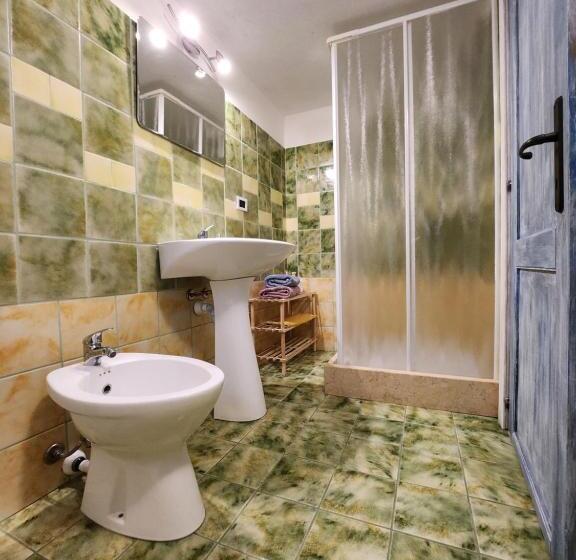 اتاق لوکس, Figu Morisca Silì