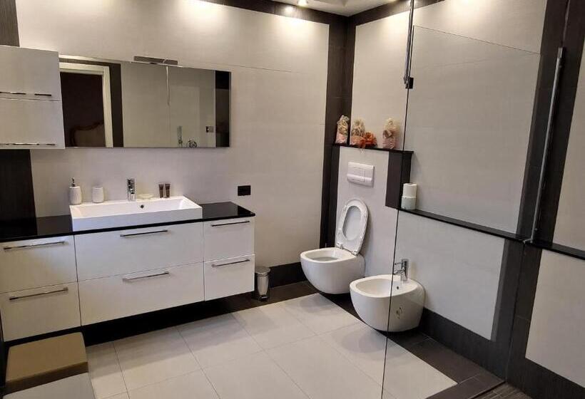 غرفة قياسية سرير كينج, Villa Eleganza Milano Bergamo Airport