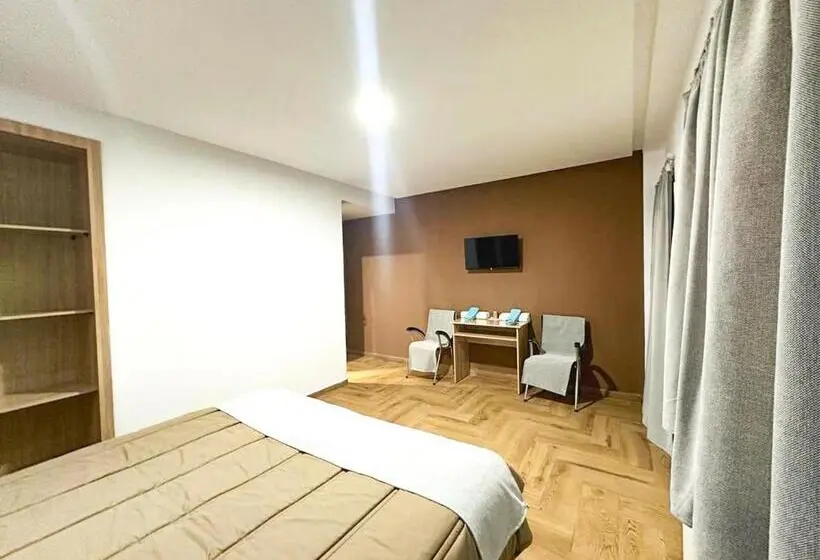 اتاق استاندارد با چشم‌انداز کوهستان, Auberge Jomana Park