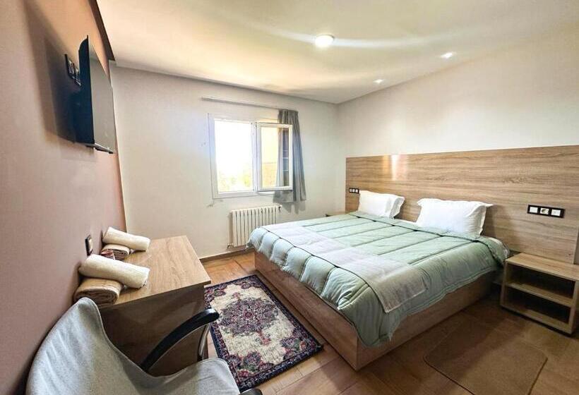 اتاق استاندارد با چشم‌انداز کوهستان, Auberge Jomana Park