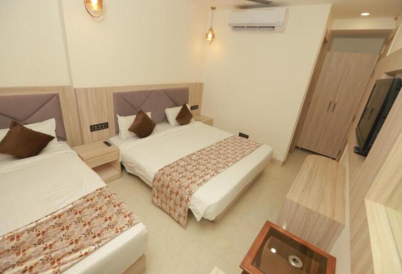 스탠다드 트리플 룸, Zed Hotel   Igi Airport Delhi