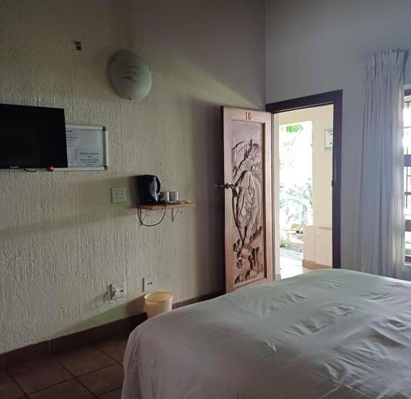 スタンダードルーム, Rustenburg Palm Lodge