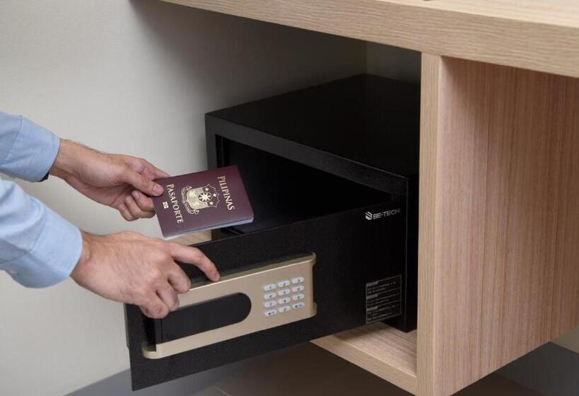 Номер Стандарт, Hop Inn Hotel North Edsa Quezon City