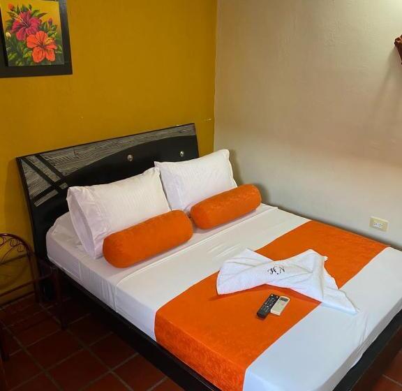 اتاق استاندارد, Noe Plaza