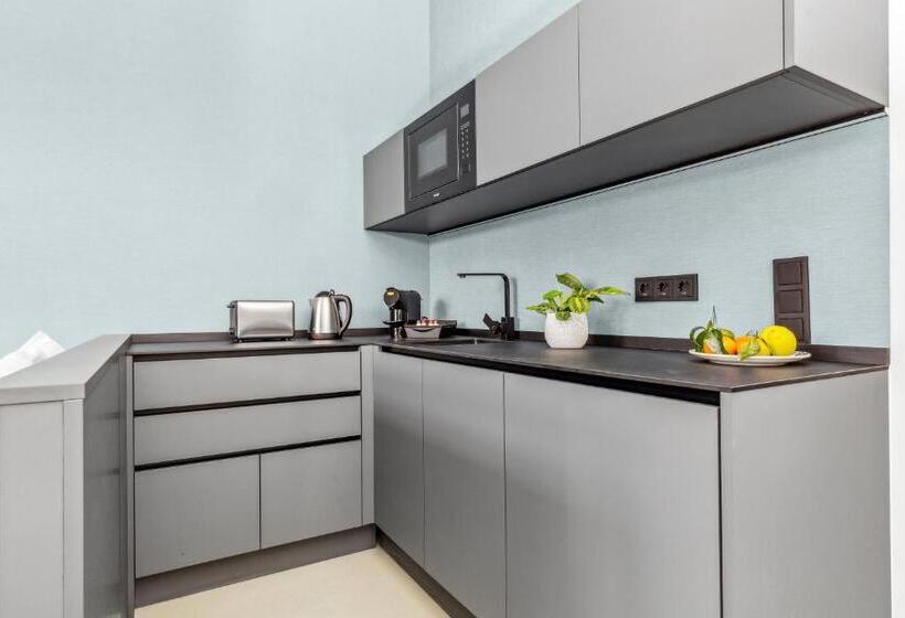 Студия Стандарт, Nena Apartments München City East   New Opening 2024