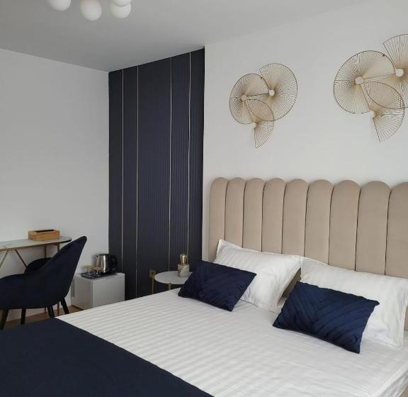 غرفة قياسية, Pensiunea Coralia