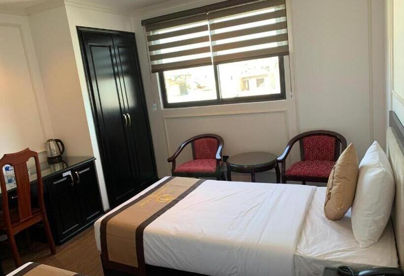 اتاق استاندارد با چشمانداز, Phong Nha Jasmine Hostel & Roof Top Bar