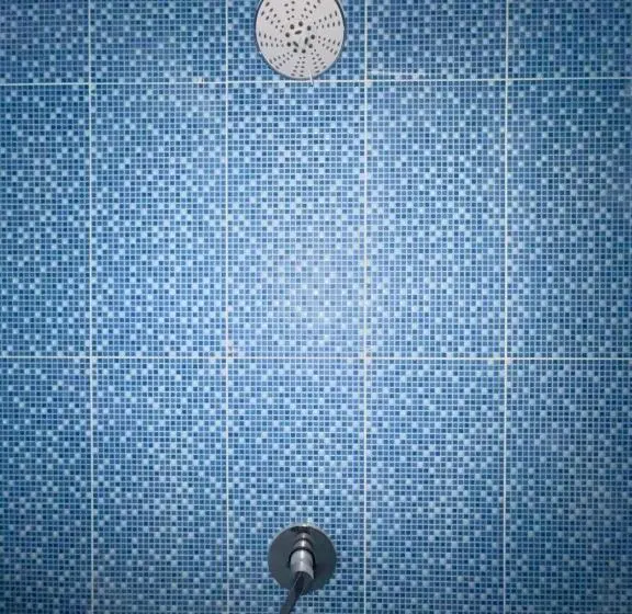 キングサイズベッドのデラックスルーム, Tanawu Airport Hotel Lombok