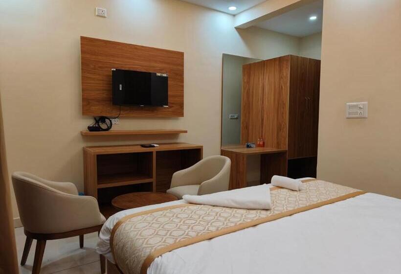 豪华房间, The Waves Hotel Sarjapura