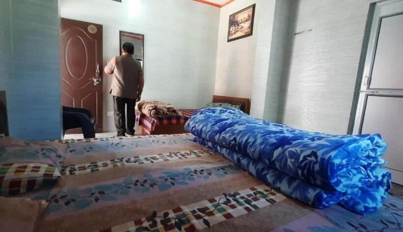 스탠다드 룸, Blue Hill   Only Veg Hotel In Chamba Uttarakhand