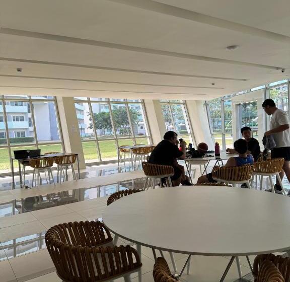 标准工作室带阳台, Cozy Cabin Hideout Qc