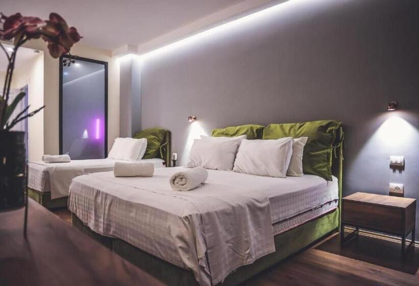 Трехместный Номер Стандарт с Балконом, Aria Beach Resort By Hana Turismo