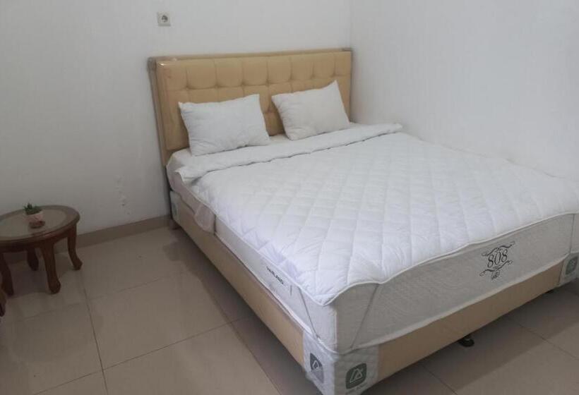 Номер Стандарт, Oyo 93820 Salma Homestay Syariah
