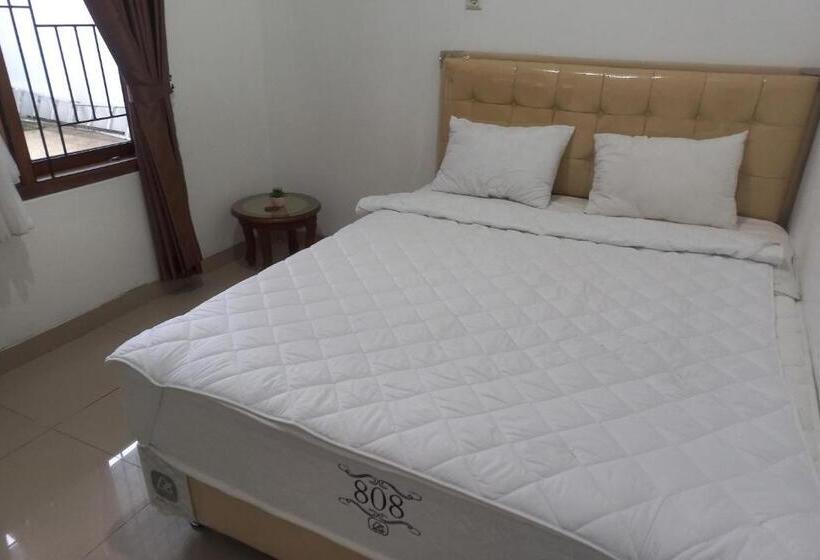 Номер Стандарт, Oyo 93820 Salma Homestay Syariah