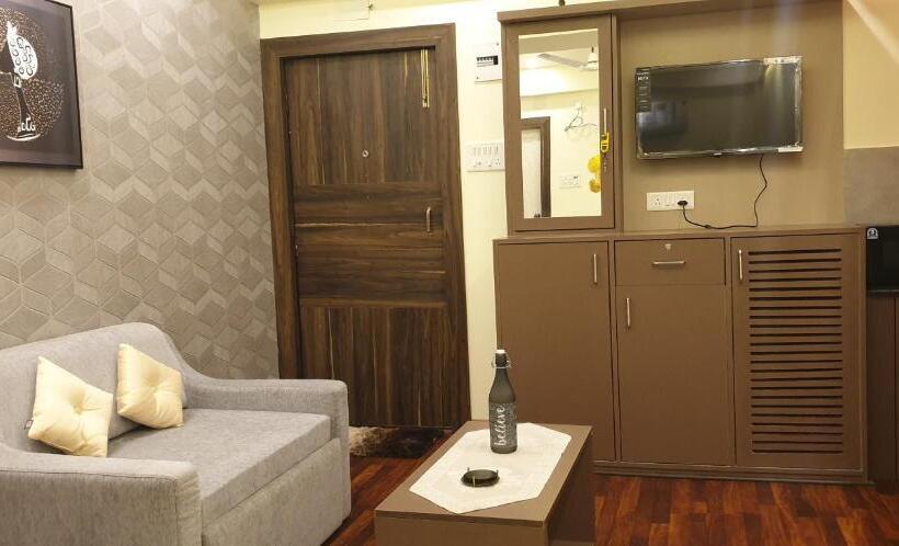 غرفة ديلوكس عائلية, Panthashala Dooars