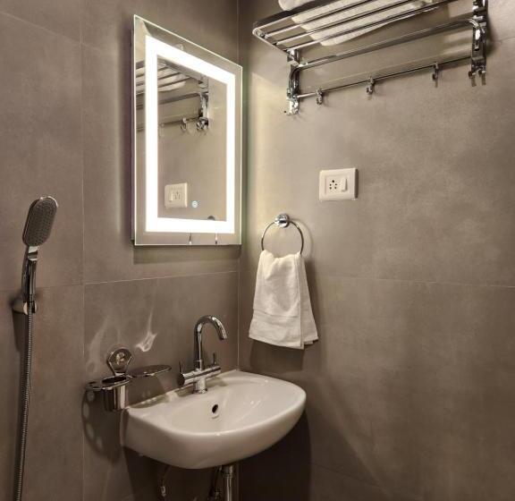 غرفة ديلوكس عائلية, Panthashala Dooars