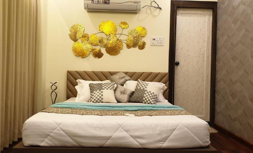 غرفة ديلوكس عائلية, Panthashala Dooars