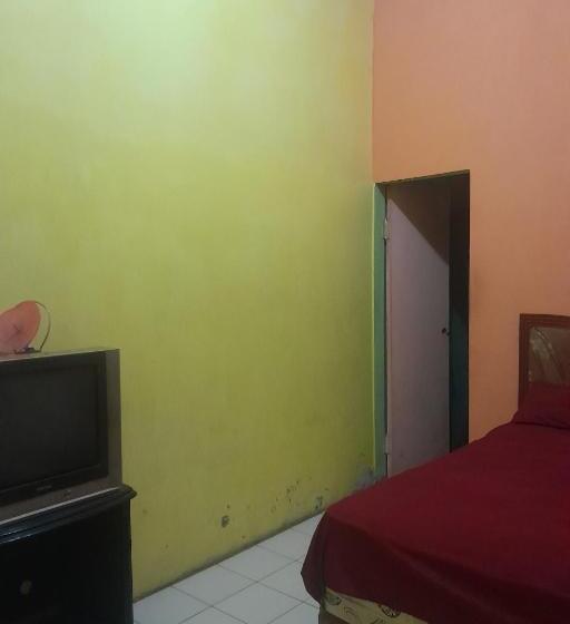 Pokój Standard, Spot On 93852 Fermansio Homestay 2