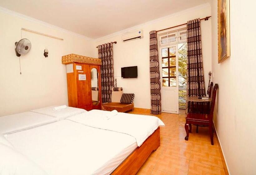 اتاق استاندارد با تخت بزرگ, Motel Phương Linh