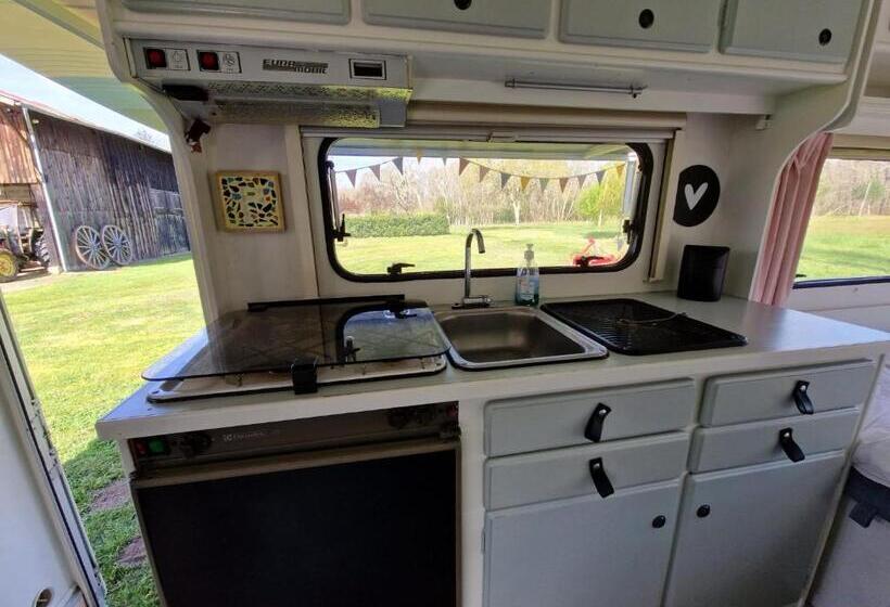 منزل غرفة نوم واحدة, Domaine De Laguneaussan