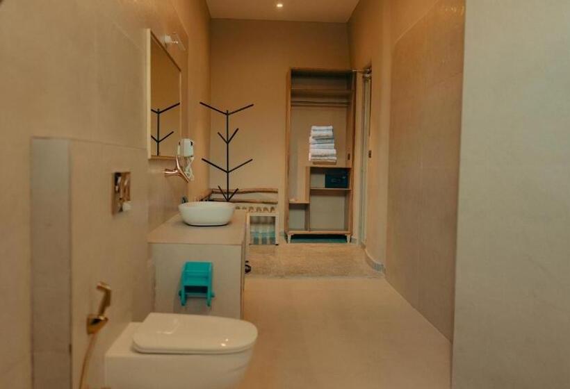 스탠다드 룸 킹사이즈 침대, Giovanni Village Resort