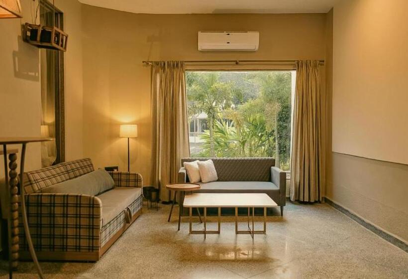 전용 풀장 스위트, Giovanni Village Resort